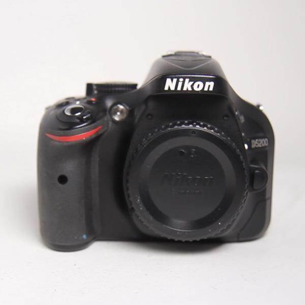 Used Nikon D5200 - Body Black