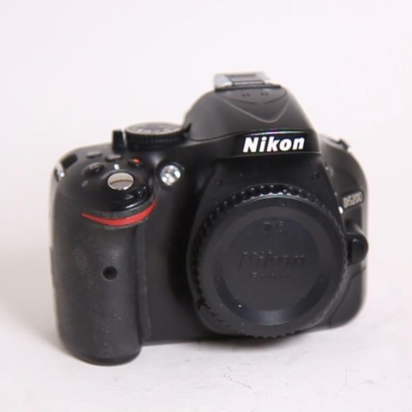 Used Nikon D5200 - Body Black