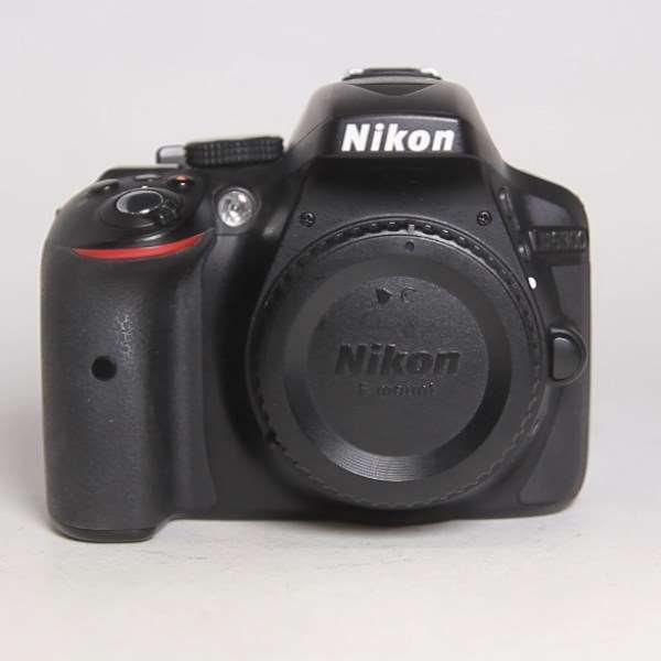 Used Nikon D5300 DSLR Digital camera Body - Black