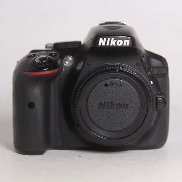 Used Nikon D5300 DSLR Digital camera Body - Black