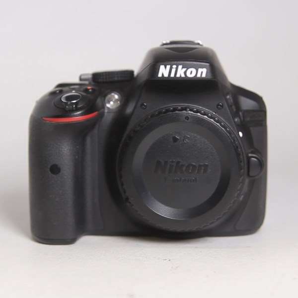 Used Nikon D5300 DSLR Digital camera Body - Black