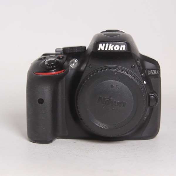 Used Nikon D5300 DSLR Digital camera Body - Black