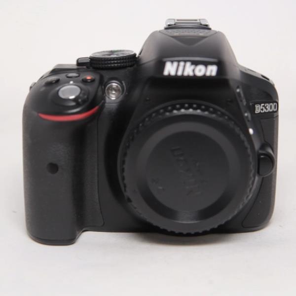 Used Nikon D5300 DSLR Digital camera Body - Black