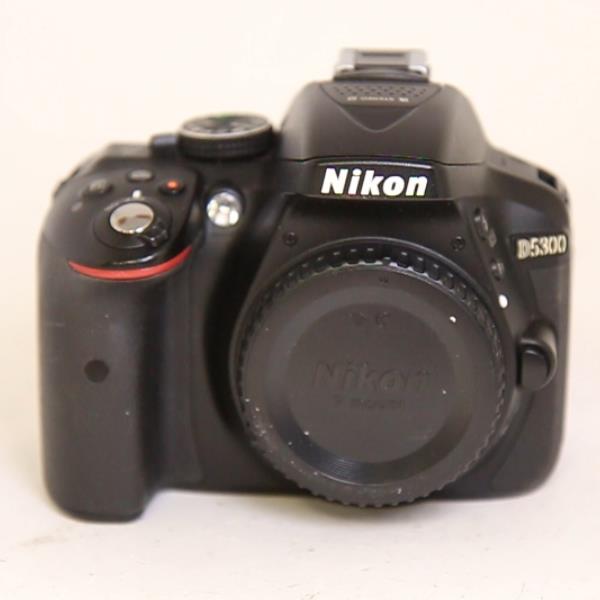 Used Nikon D5300 DSLR Digital camera Body - Black