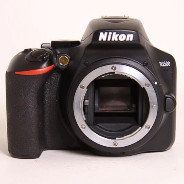 Used Nikon D5300 DSLR Digital camera Body - Black
