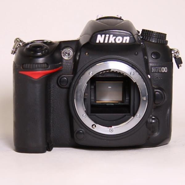 Used Nikon D7000 Digital SLR Camera Body