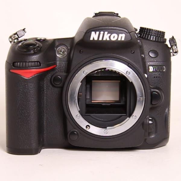 Used Nikon D7000 Digital SLR Camera Body