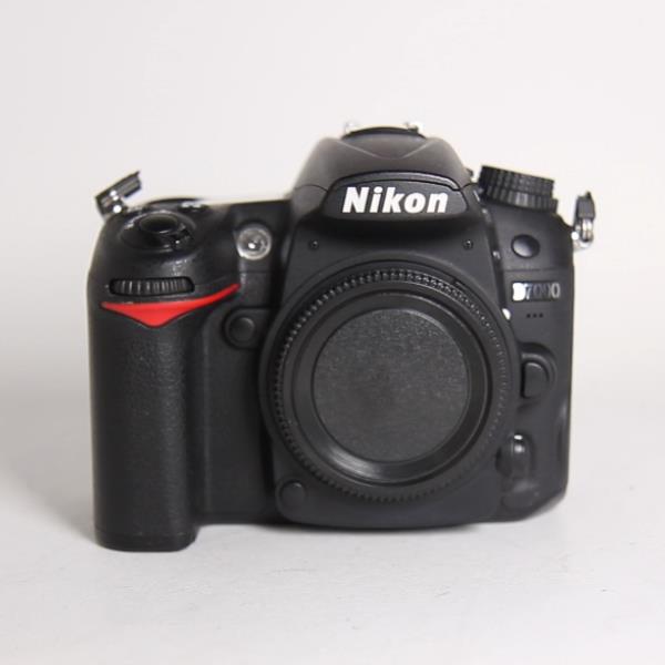 Used Nikon D7000 Digital SLR Camera Body