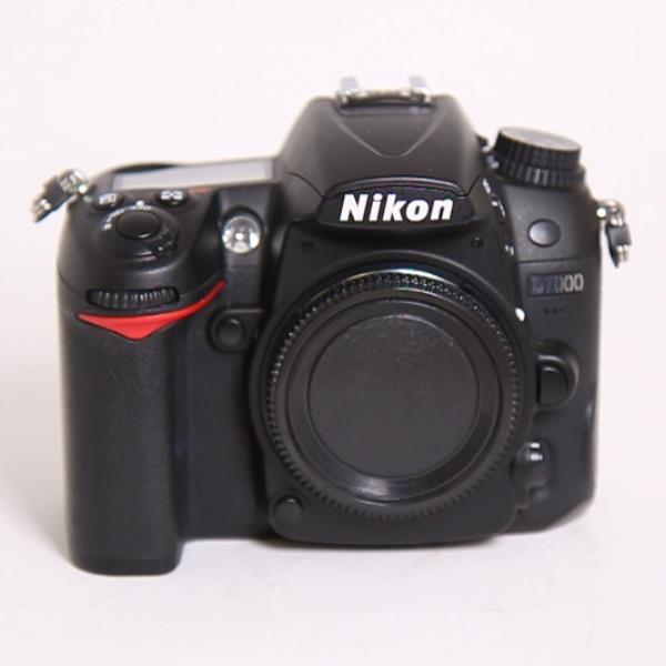 Used Nikon D7000 Digital SLR Camera Body