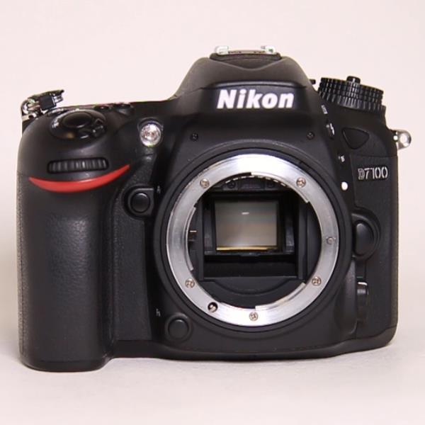 Used Nikon D7100  DSLR Camera Body