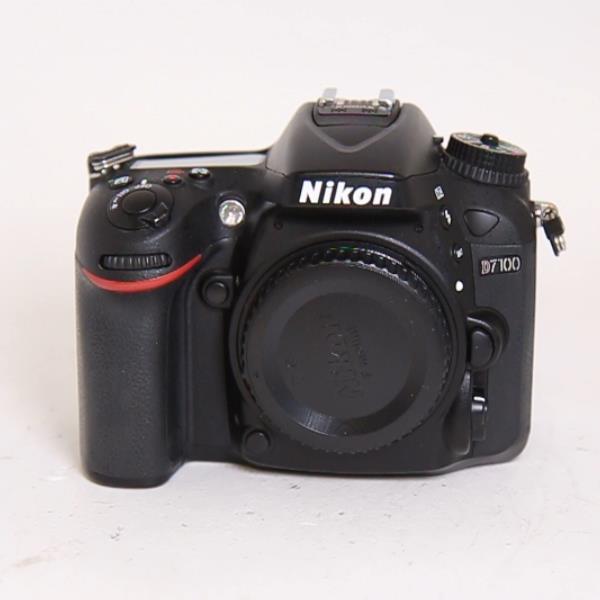 Used Nikon D7100  DSLR Camera Body