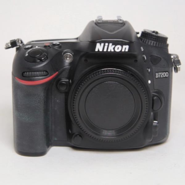 Used Nikon D7200 Digital SLR Camera - Body Only