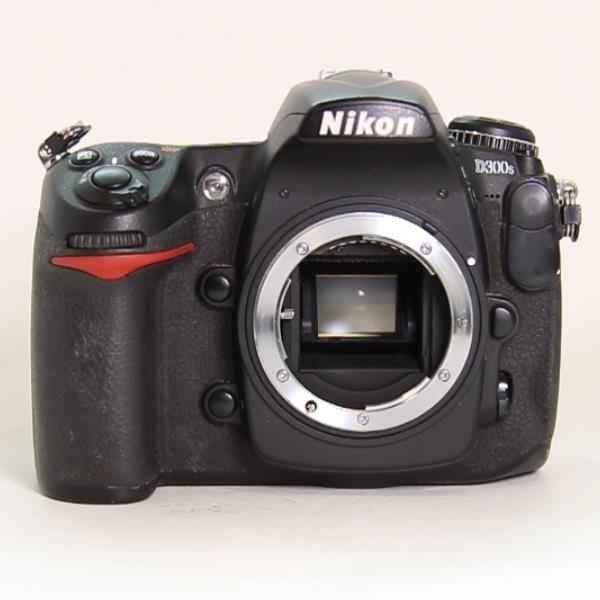 Used Nikon D300s Body