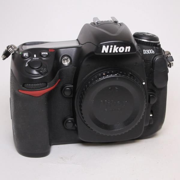 Used Nikon D300s Body