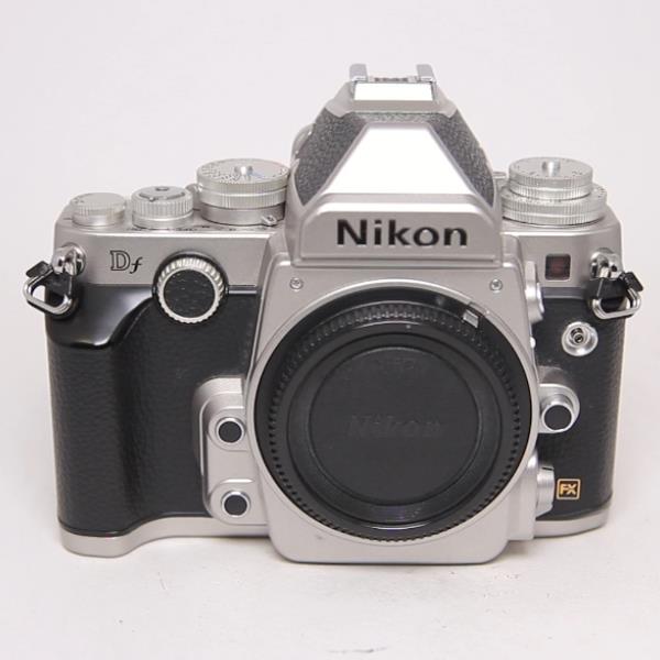 Used Nikon Df DSLR digital camera Body Silver