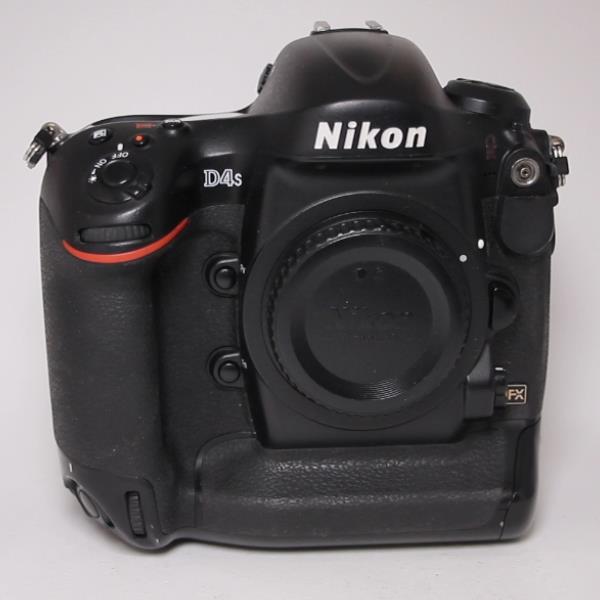 Used Nikon D4s