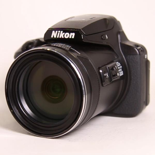 Used Nikon Coolpix P900 Bridge Camera Black