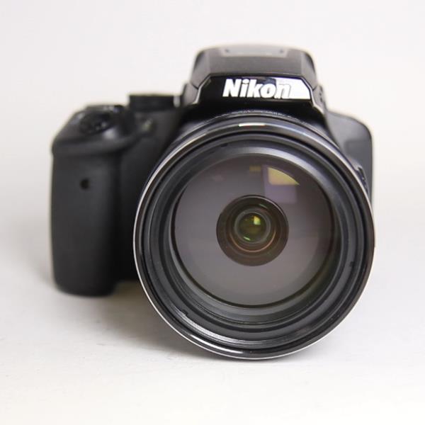Used Nikon Coolpix P900 Bridge Camera Black