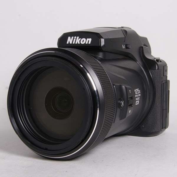 Nikon Coolpix P1000 Digital Camera Telescope Zoom Lens x125 P series near  mint