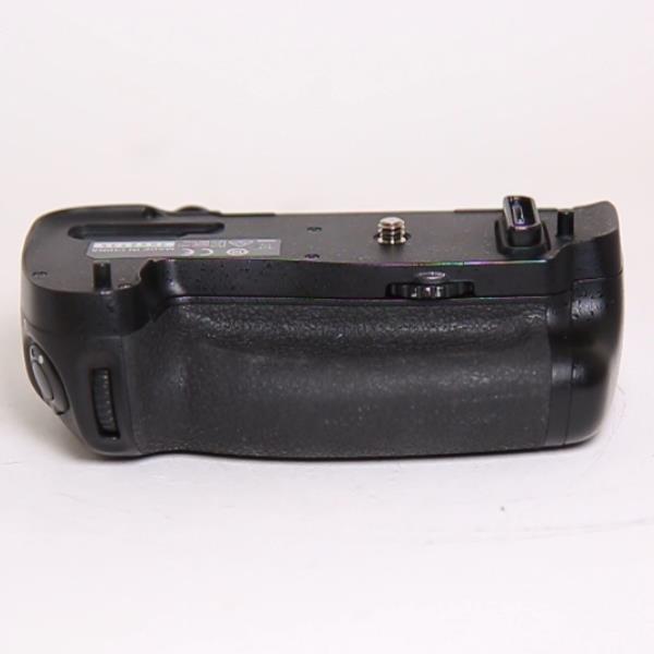 Used Nikon MB-D16 Battery Grip for D750