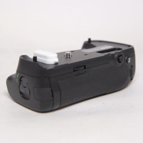 Used Nikon MB-D17 Battery Grip for D500