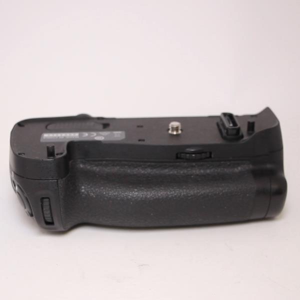 Used Nikon MB-D17 Battery Grip for D500