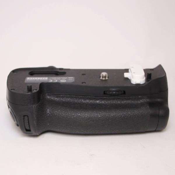 Used Nikon MB-D17 Battery Grip for D500