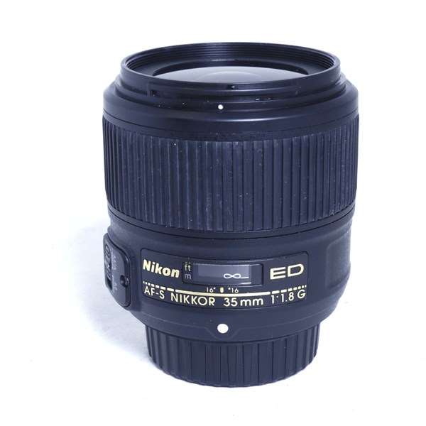 nikon 35mm 1.8 dx used