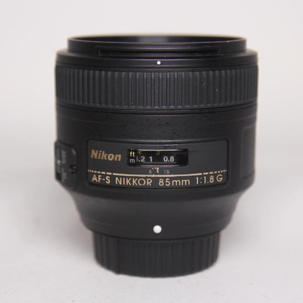 Nikon AF-S Nikkor 85mm f/1.8G Telephoto Prime Lens