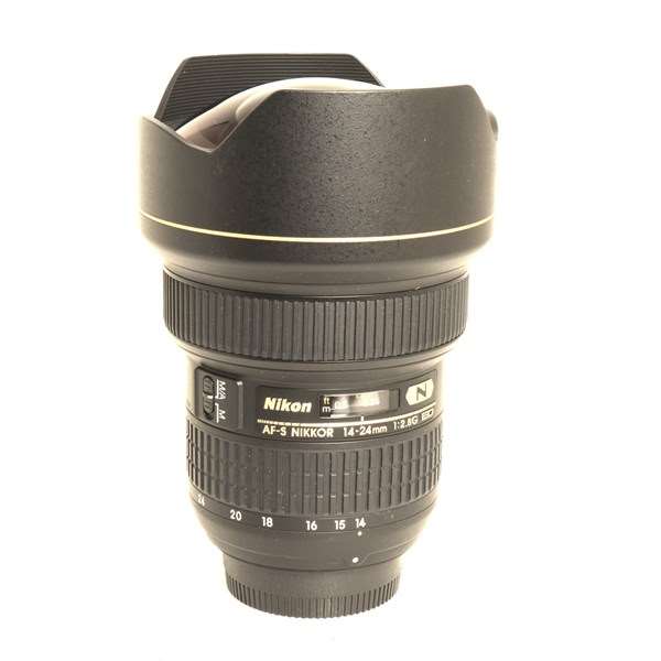 Nikon AF-S Nikkor 14-24mm f/2.8G ED Ultra Wide Angle Zoom Lens