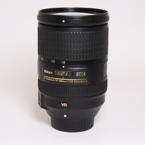 Used Nikon AF-S DX Nikkor 18-300mm f/3.5-6.3G ED VR Zoom Lens