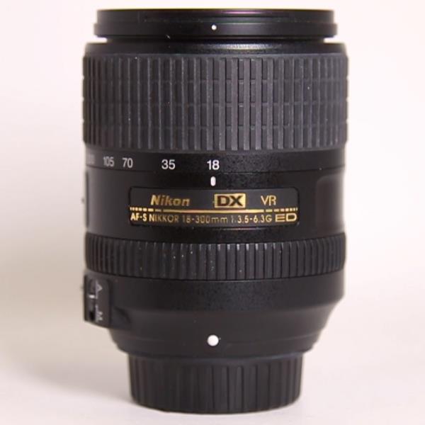 Used Nikon AF-S DX Nikkor 18-300mm f/3.5-6.3G ED VR Zoom Lens