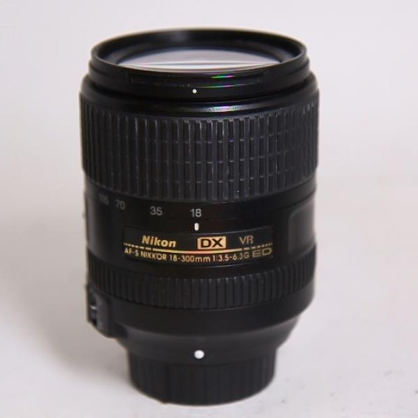 Used Nikon AF-S DX Nikkor 18-300mm f/3.5-6.3G ED VR Zoom Lens