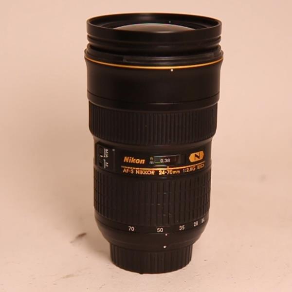 Used Nikon AF-S Nikkor 24-70mm f/2.8G ED Standard Zoom Lens