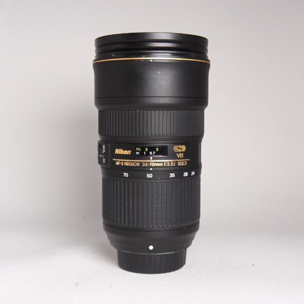 Used Nikon AF-S Nikkor 24-70mm f/2.8E ED VR Standard Zoom Lens
