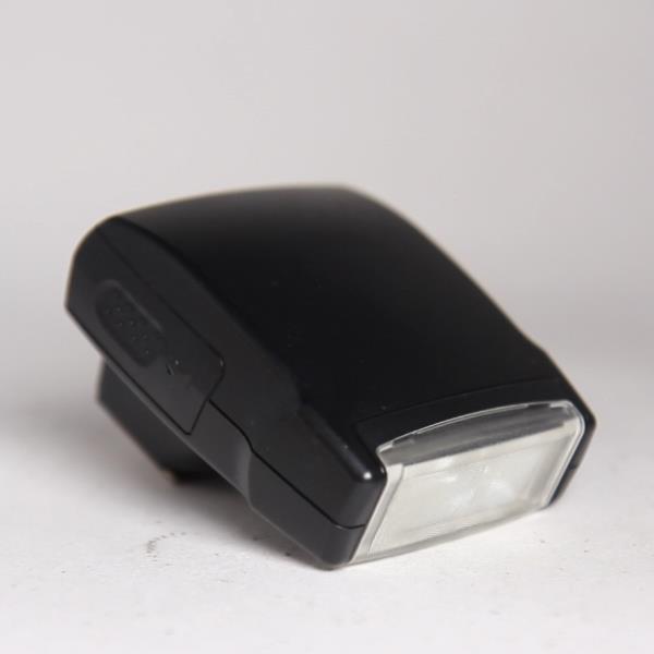 Used Nikon SB 400 Speedlight