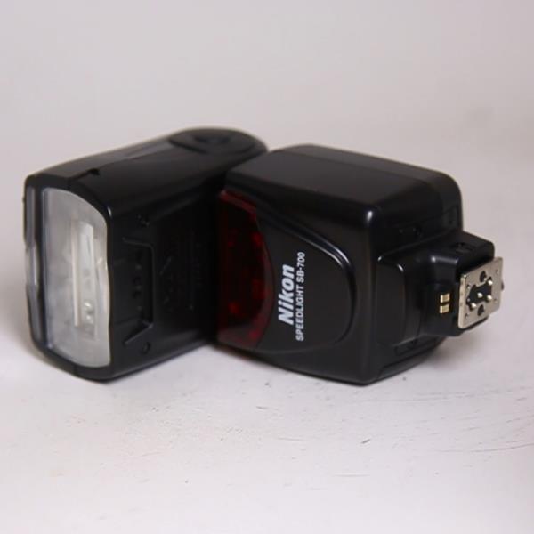 Used Nikon SB-700 Speedlight Camera Flashgun