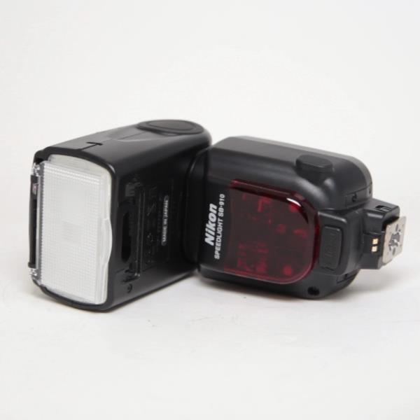 Used Nikon SB-910 Speedlight