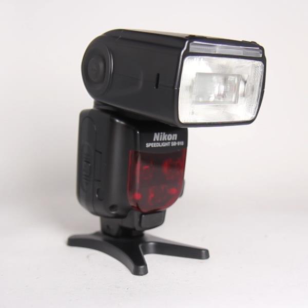 Used Nikon SB-910 Speedlight