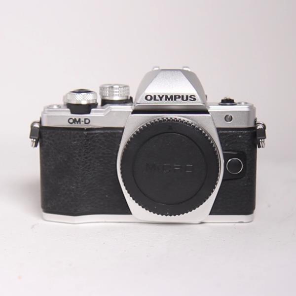 Used Olympus OM-D E-M10 Mark II Mirrorless Camera Body Silver