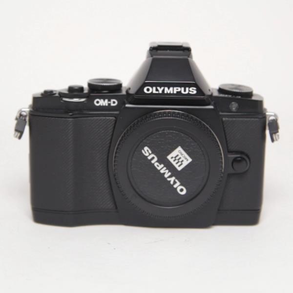 Used Olympus OM-D E-M5 Body  Black