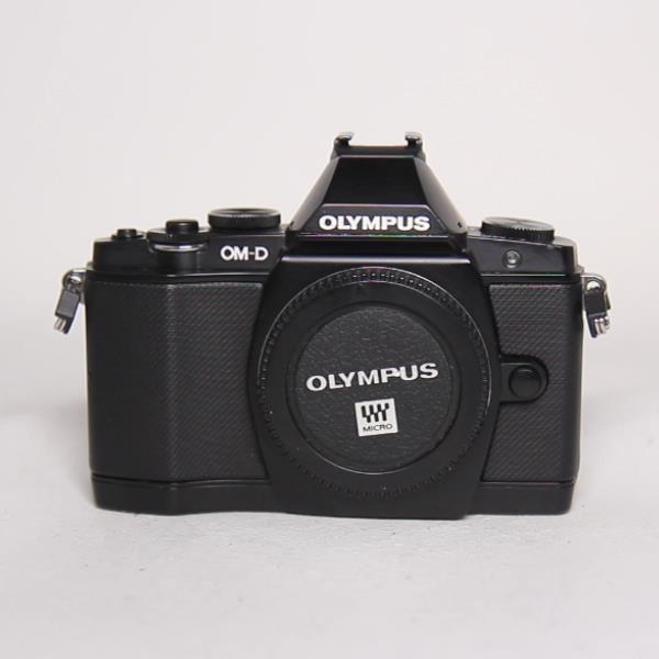 Used Olympus OM-D E-M5 Body  Black