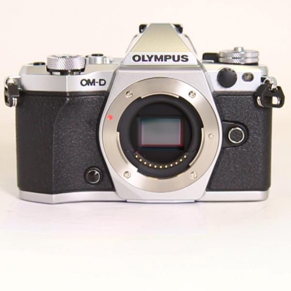 Used Olympus OM-D E-M5 Mark II Mirrorless Camera Body Black