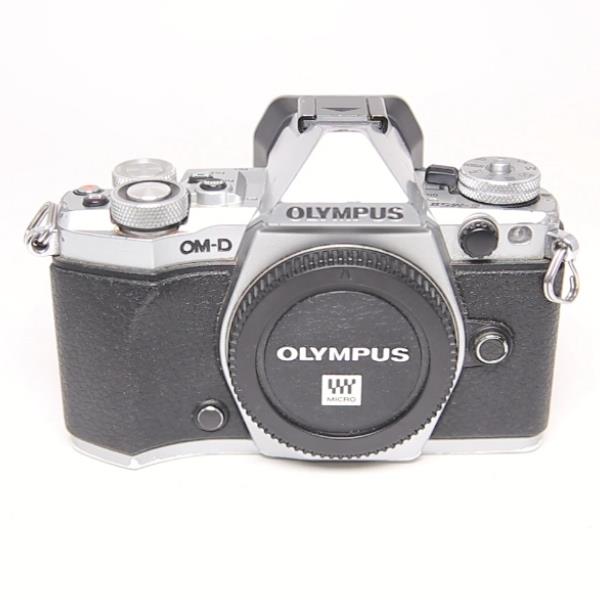 Used Olympus OM-D E-M5 Mark II Mirrorless Camera Body Silver