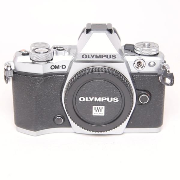 Used Olympus OM-D E-M5 Mark II Mirrorless Camera Body Silver