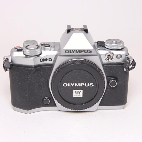 Used Olympus OM-D E-M5 Mark II Mirrorless Camera Body Silver