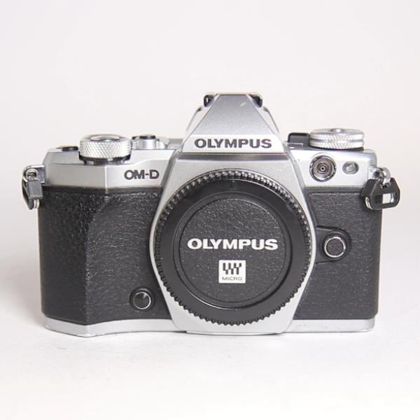 Used Olympus OM-D E-M5 Mark II Mirrorless Camera Body Silver