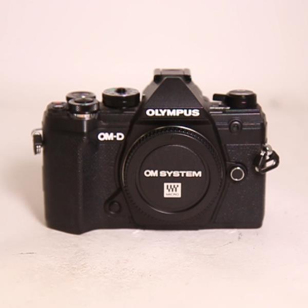 Used Olympus OM-D E-M5 Mark III Mirrorless Micro Four Thirds Camera Body - Black