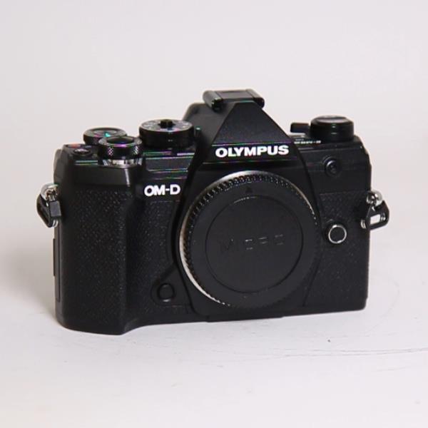 Used Olympus OM-D E-M5 Mark III Mirrorless Micro Four Thirds Camera Body - Black