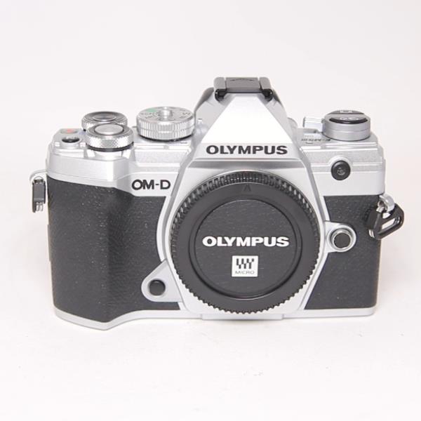 Used Olympus OM-D E-M5 Mark III Mirrorless Micro Four Thirds Camera Body - Black